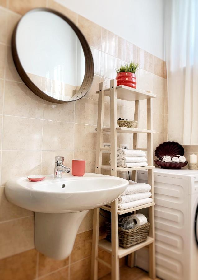 Casa Danema Apartman Sirmione Kültér fotó